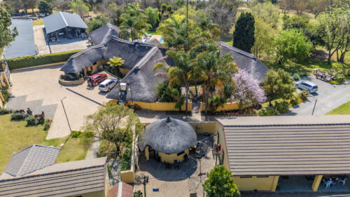 EXCEPTIONAL 3-HECTARE GUEST LODGE & BUSINESS FOR SALE IN KYALAMI