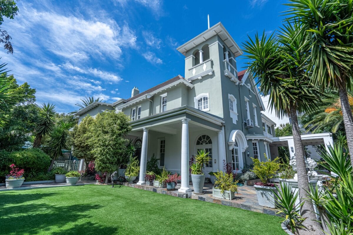 Featured image for Peppermint Palace | Luxury Fresnaye Villa with Private Pool and Lion’s Head Views