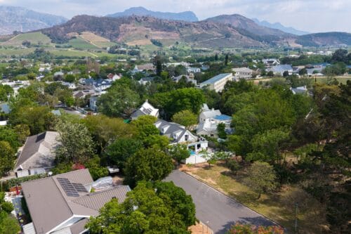 Contemporary Luxury Living in the Heart of Franschhoek